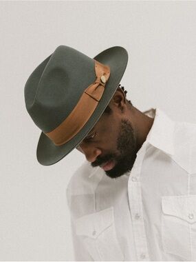 TWO ROADS HAT CO. Wicker Park Dusty Green Fedora Hat Size 57 M